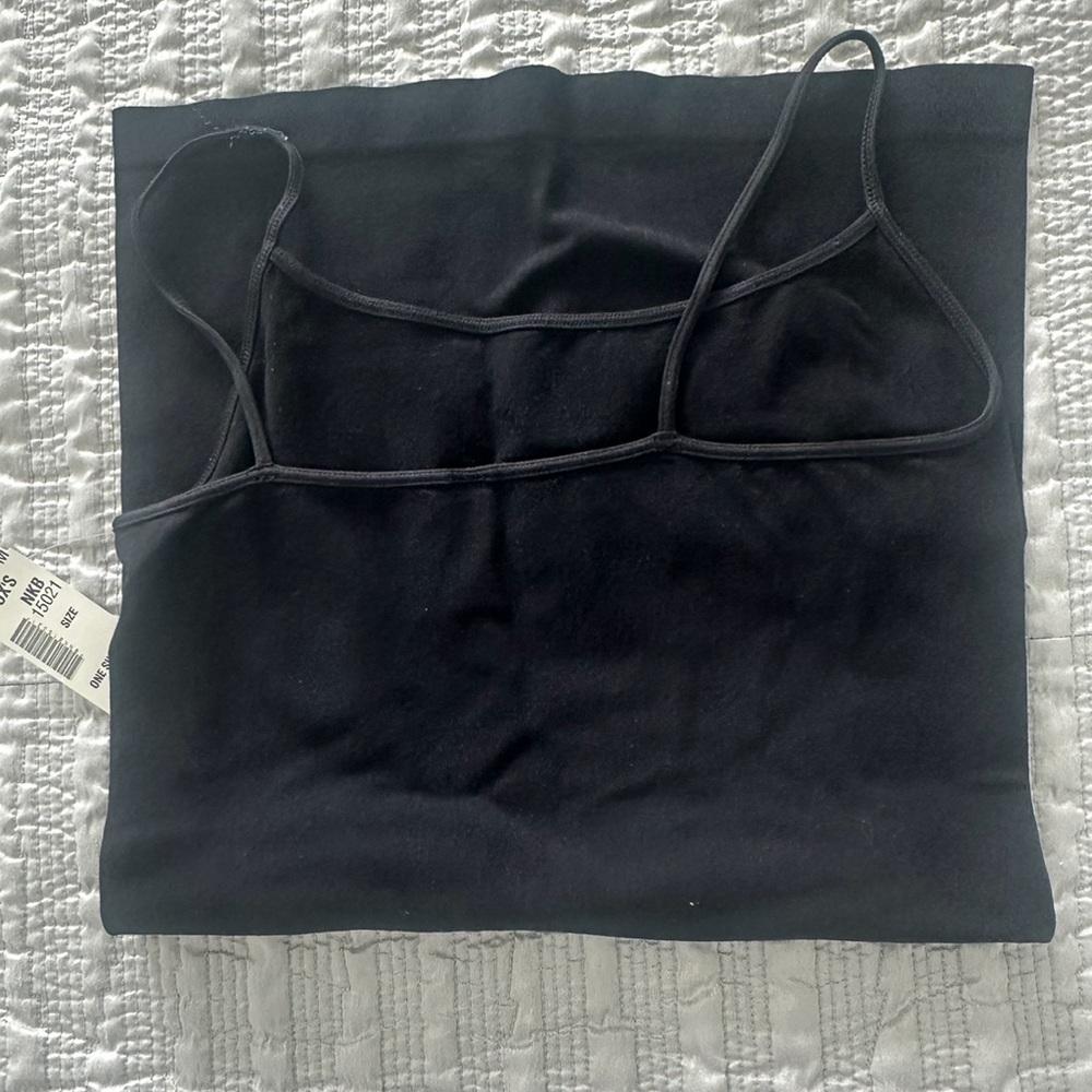 Seamless Black Tank Top…NWOT